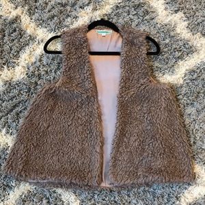Pleione Faux Fur Vest